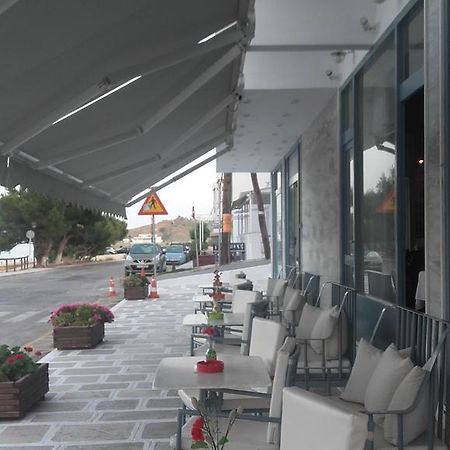 埃斯特里亚酒店 Tínos 外观 照片